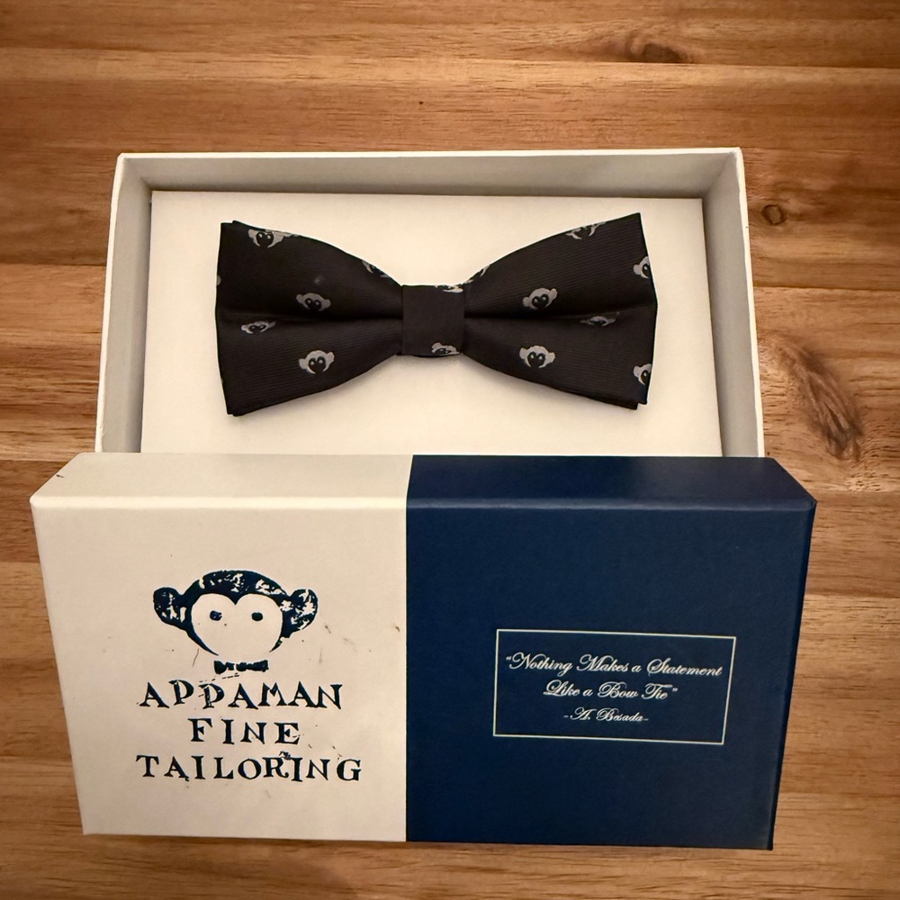 Appaman Elegant Black Bow Tie with White Monkey Size: O/S (Under 10 years old)